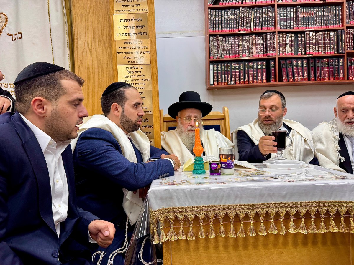 באדיבות המצלם