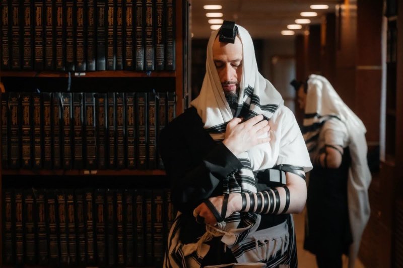 לוי נאזרוב