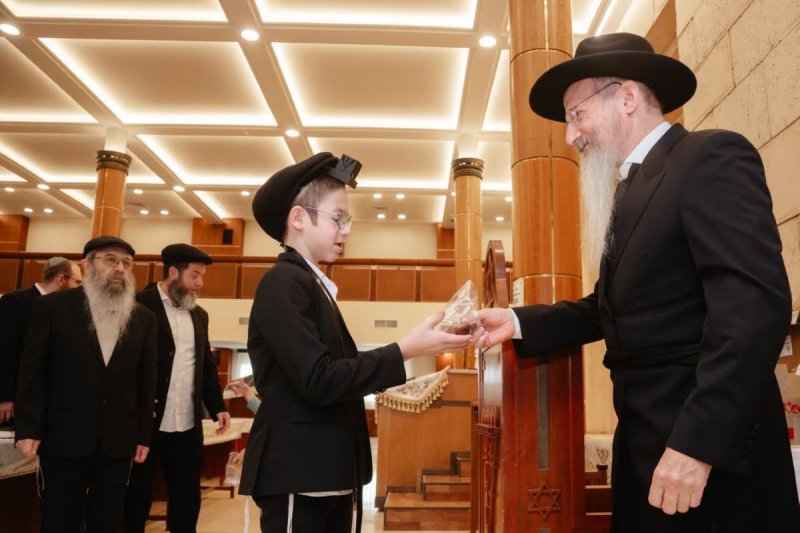 לוי נאזרוב