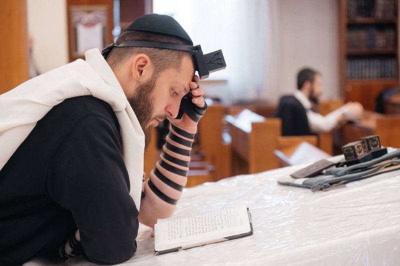 לוי נאזרוב