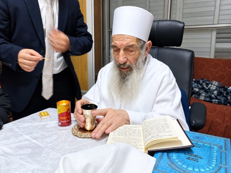 באדיבות המצלם