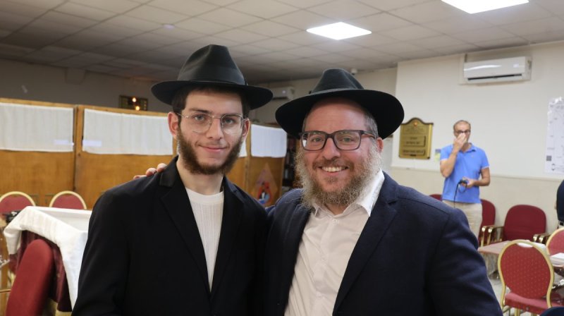  מרדכי לובעצקי