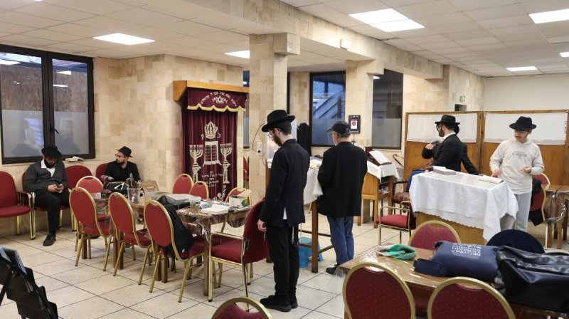  מרדכי לובעצקי
