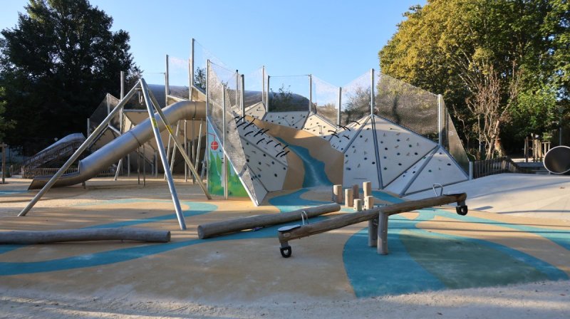  מרדכי לובעצקי