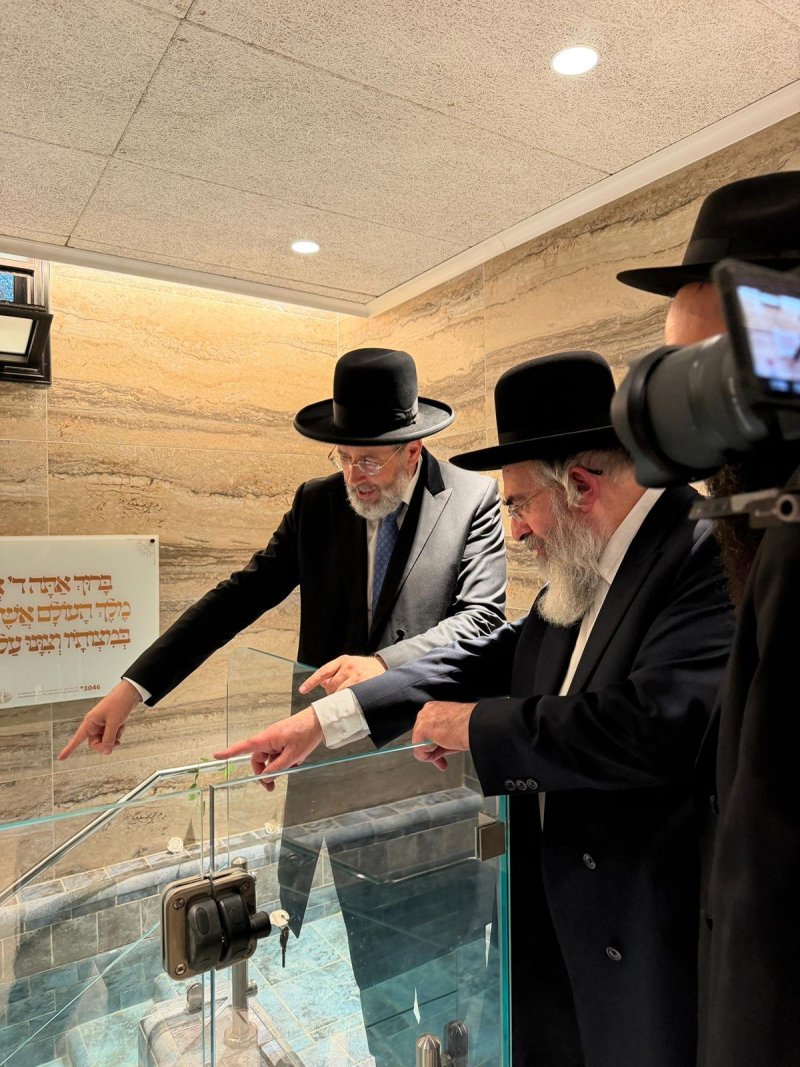באדיבות המצלם