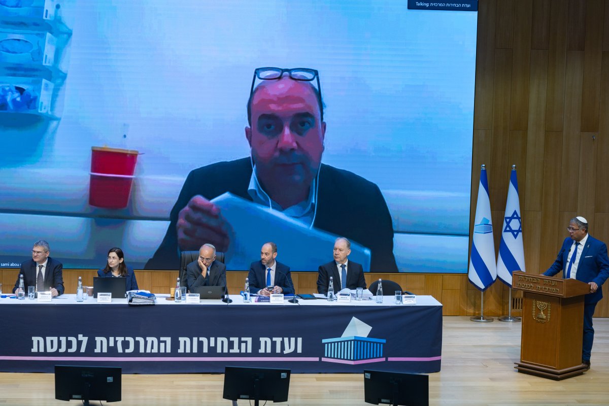 יונתן זינדל, פלאש 90