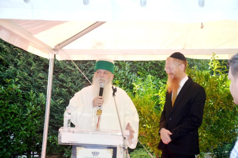 באדיבות המצלם