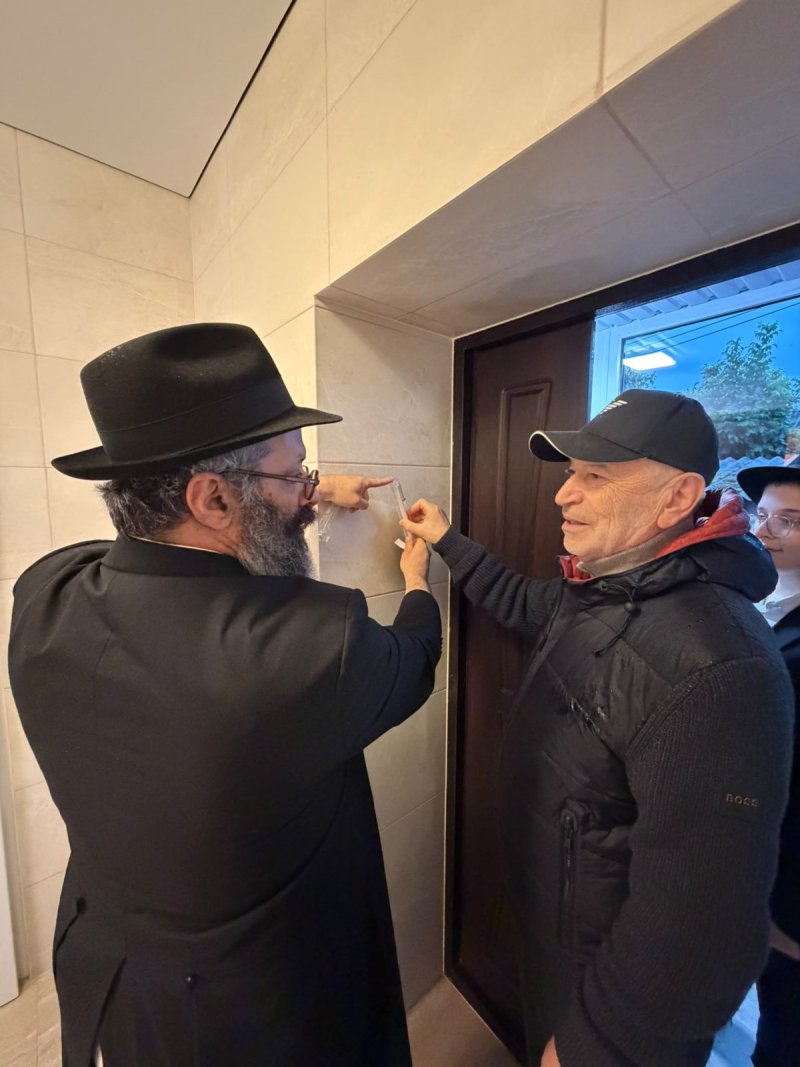 באדיבות המצלם