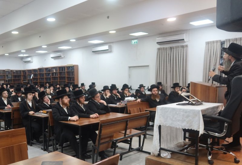 באדיבות המצלם