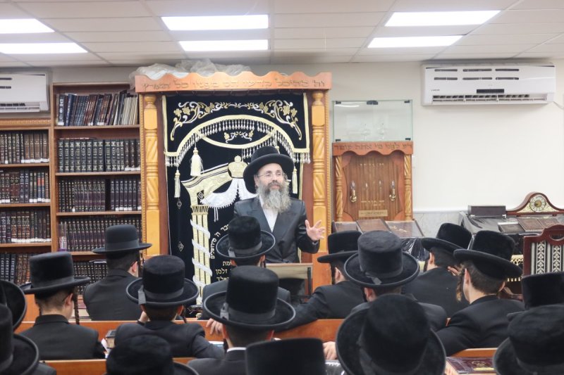 באדיבות המצלם