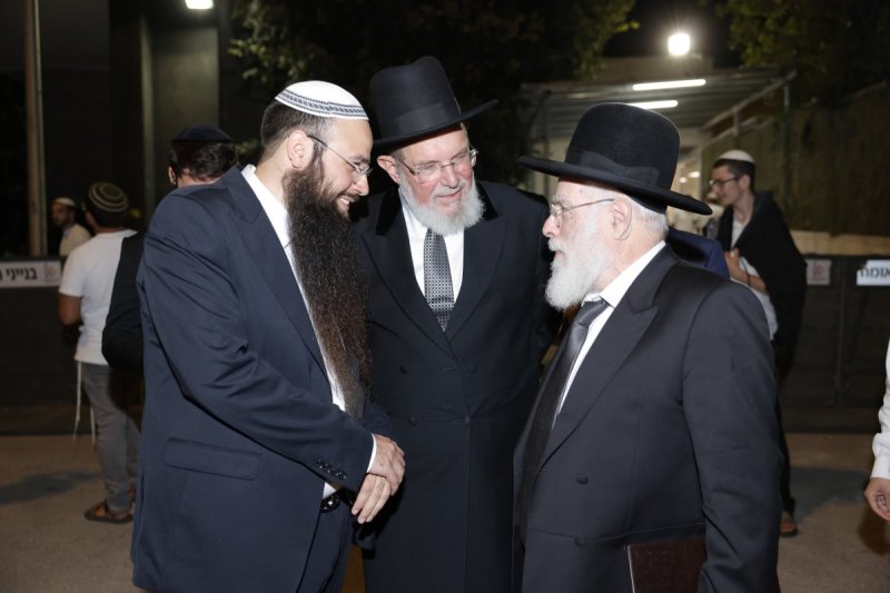 שמוליק קורלנסקי