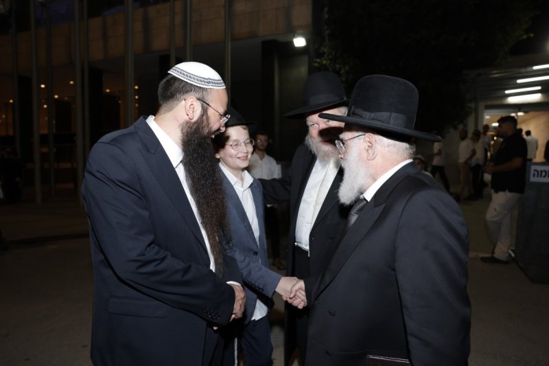 שמוליק קורלנסקי
