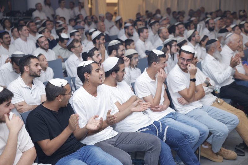 שמוליק קורלנסקי