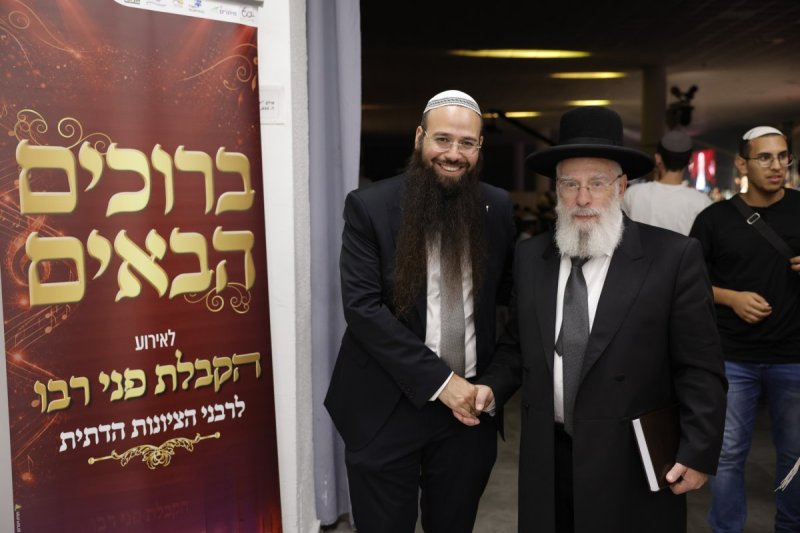 שמוליק קורלנסקי