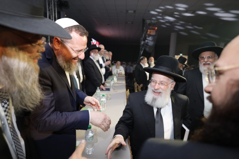 שמוליק קורלנסקי