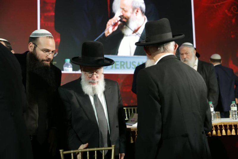 שמוליק קורלנסקי