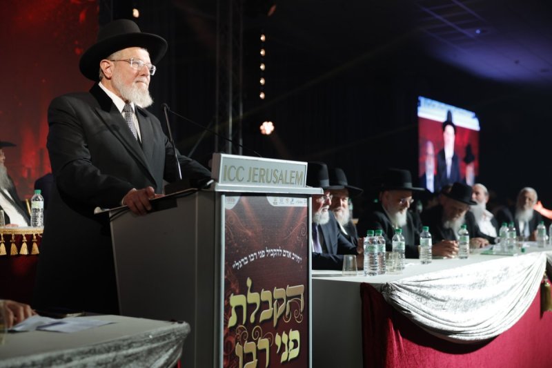 שמוליק קורלנסקי