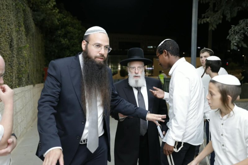 שמוליק קורלנסקי