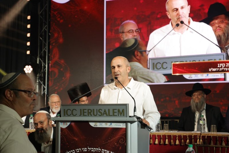 שמוליק קורלנסקי
