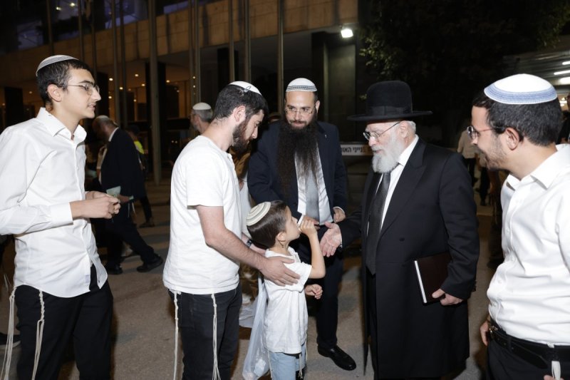 שמוליק קורלנסקי