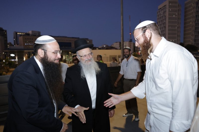 שמוליק קורלנסקי