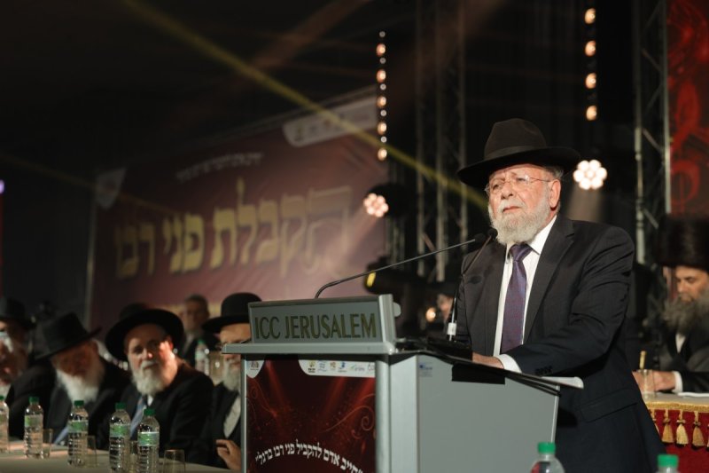 שמוליק קורלנסקי