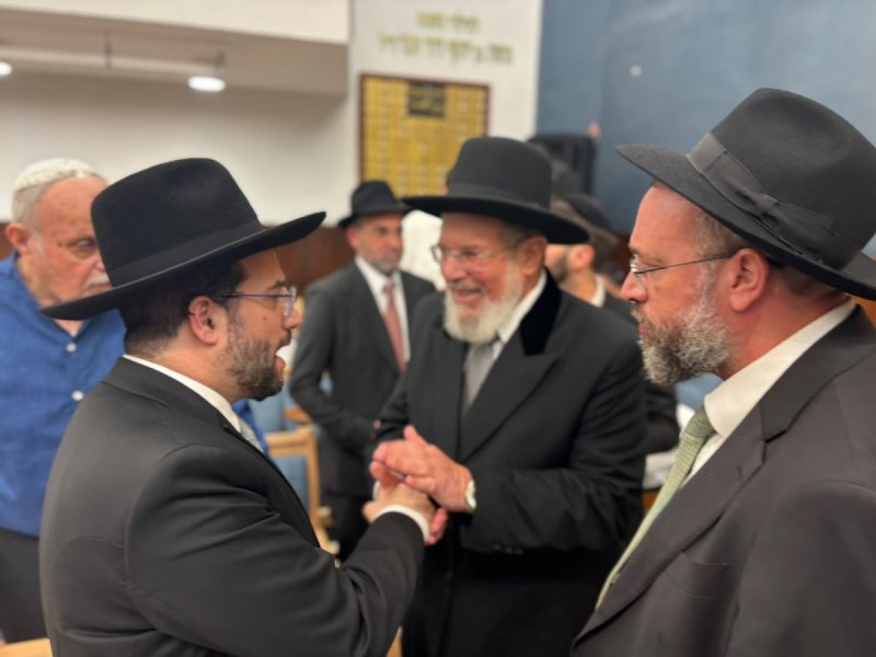 באדיבות המצלם