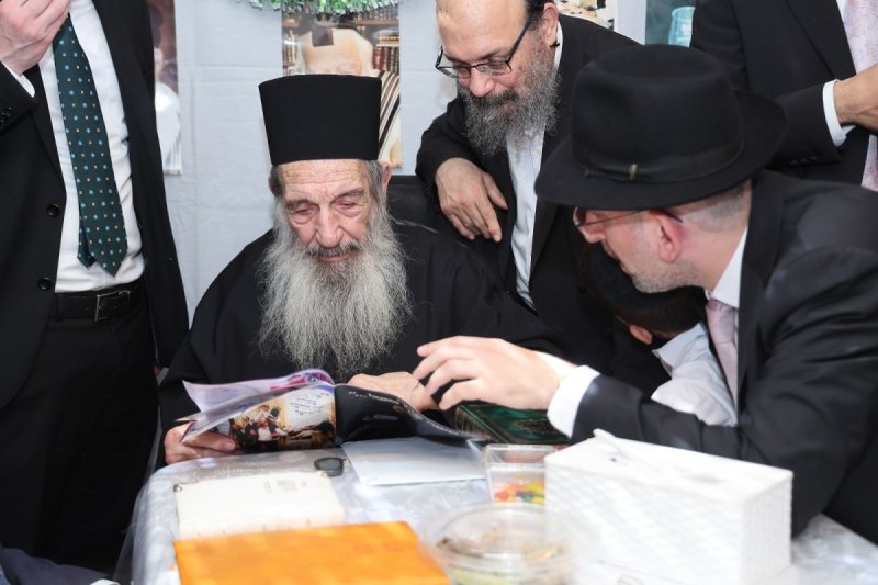 נועם אליהו