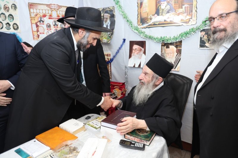 נועם אליהו