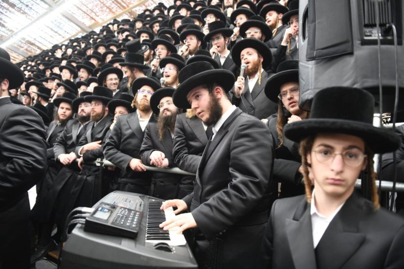 אנשיל בעק