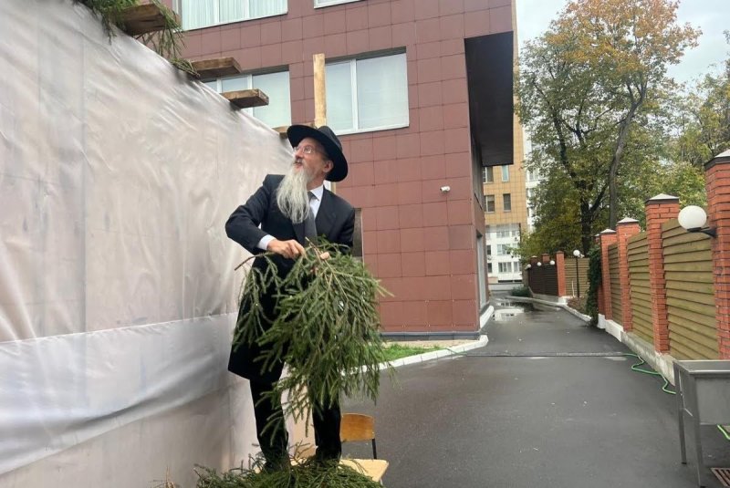 לוי נאזרוב