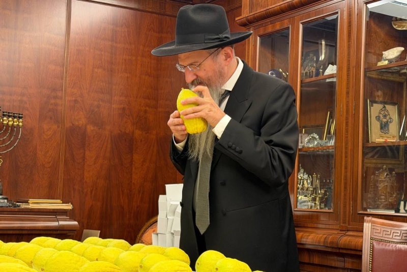 לוי נאזרוב