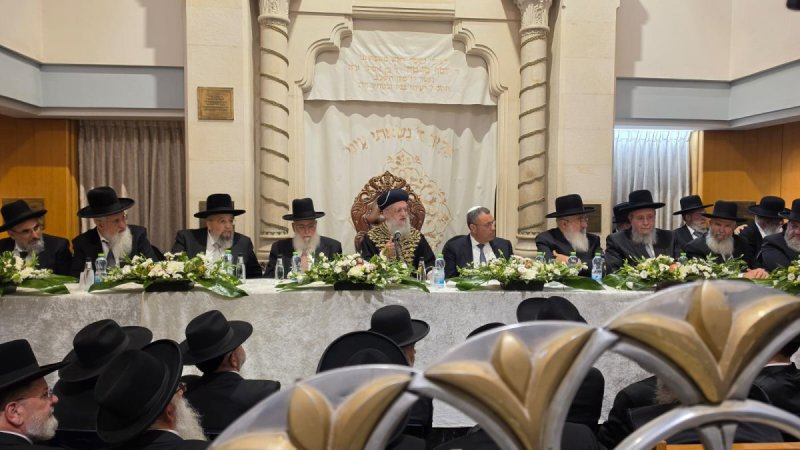 דניאל נפוסי