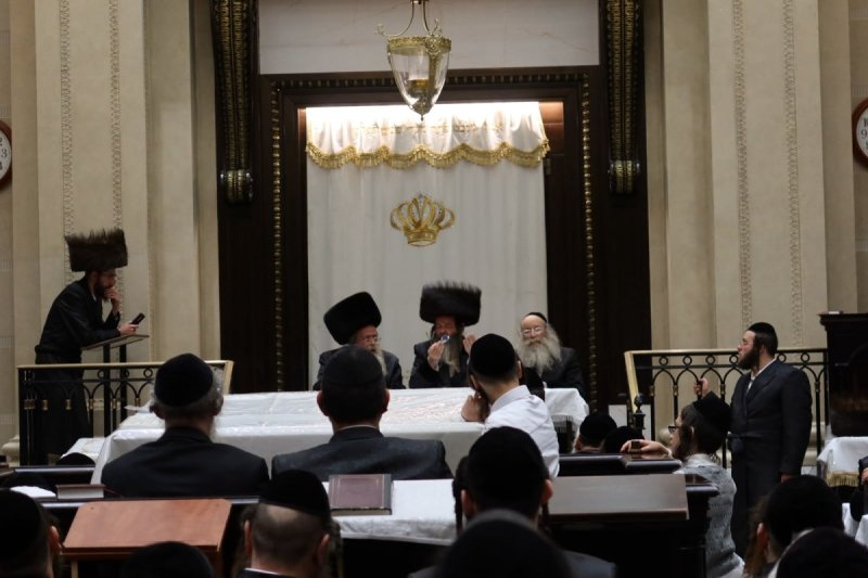 באדיבות המצלם
