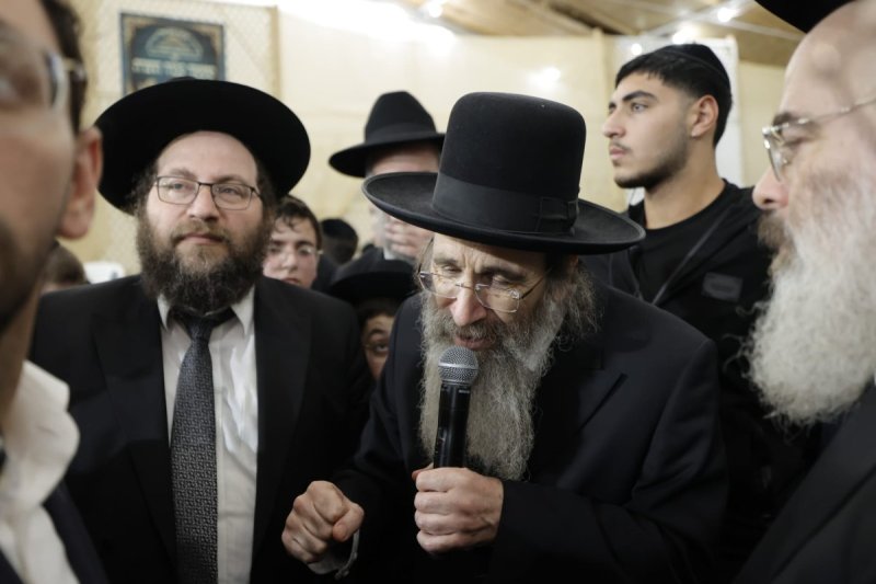 שמוליק קורלנסקי