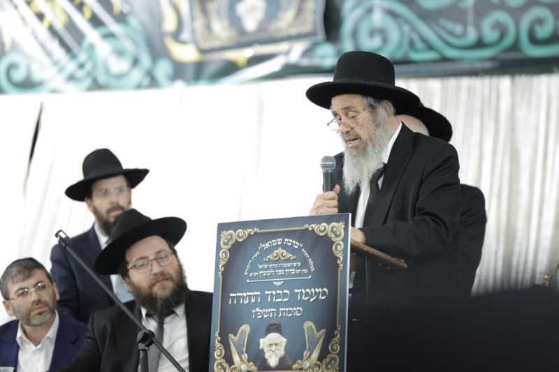 שמוליק קורלנסקי