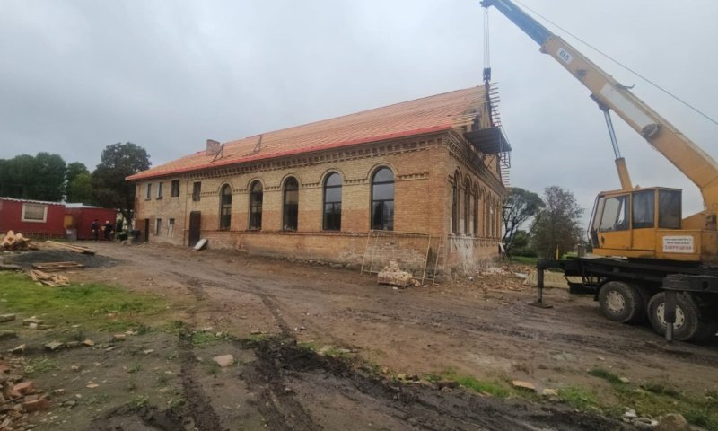 אחרי כ-80 שנה: קול התורה חוזר לראדין - בחורים מאירופה ילמדו במבנה המשוקם