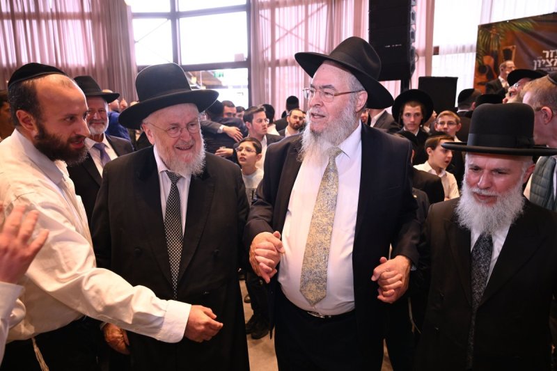 ליפא מוזר