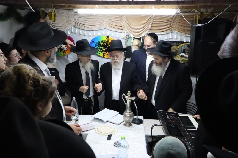 באדיבות המצלם
