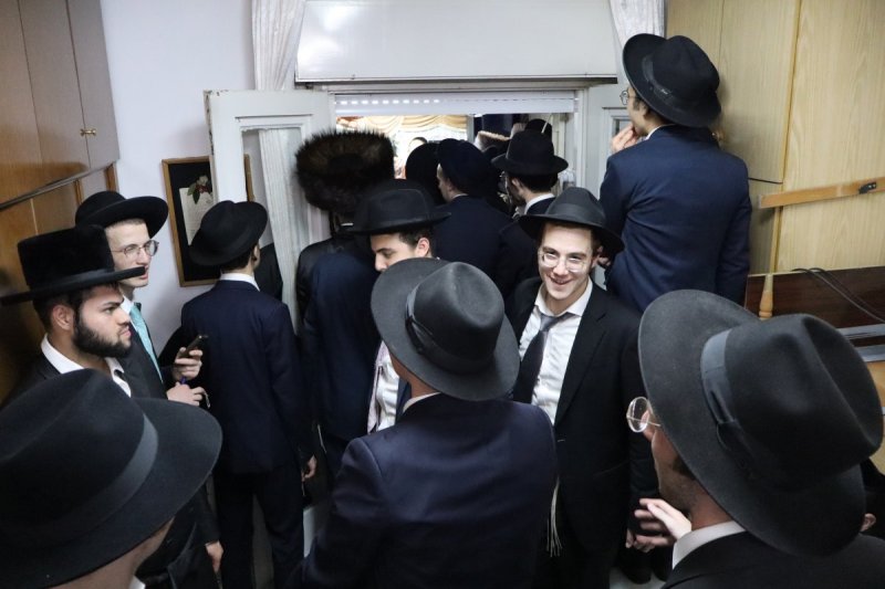 באדיבות המצלם