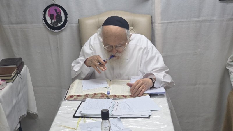 באדיבות המצלם