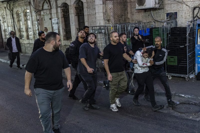 חיים גולדברג, פלאש 90