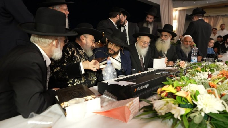 באדיבות המצלם