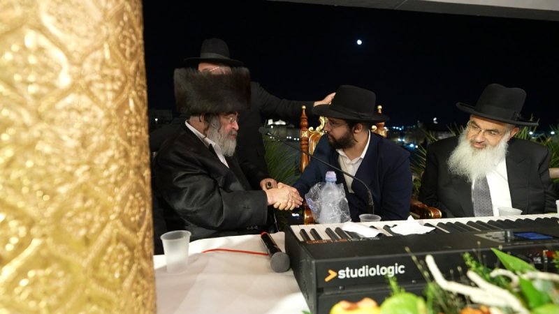 באדיבות המצלם