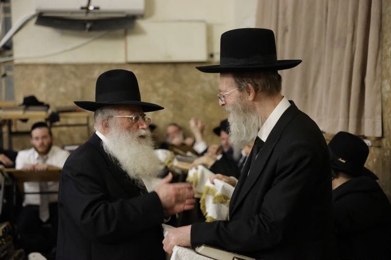 באדיבות המצלם
