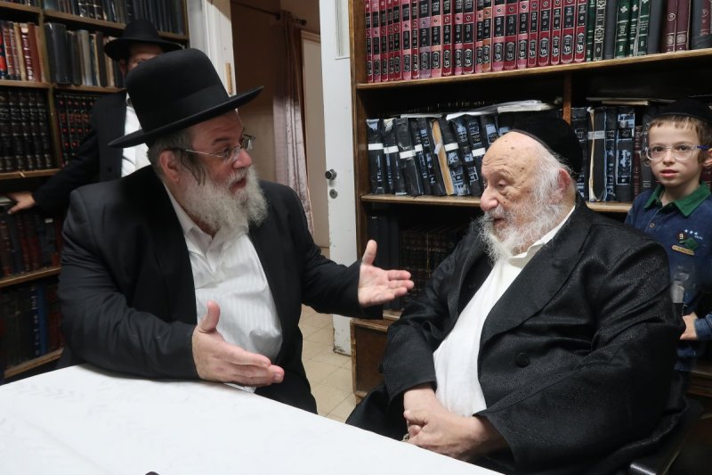 שוקי לרר
