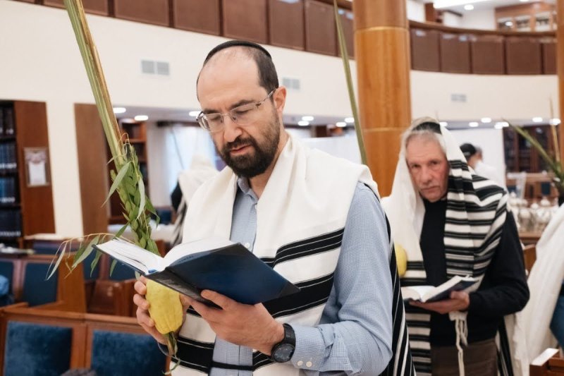לוי נאזרוב