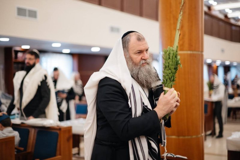 לוי נאזרוב
