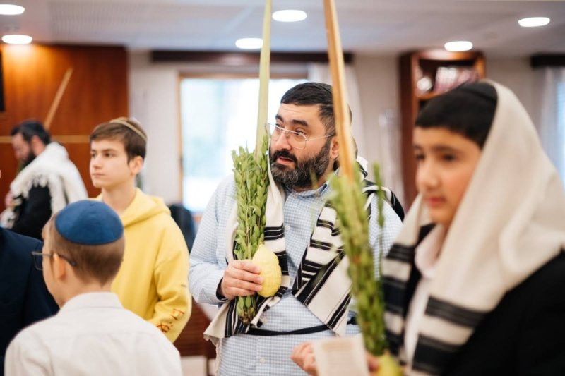 לוי נאזרוב