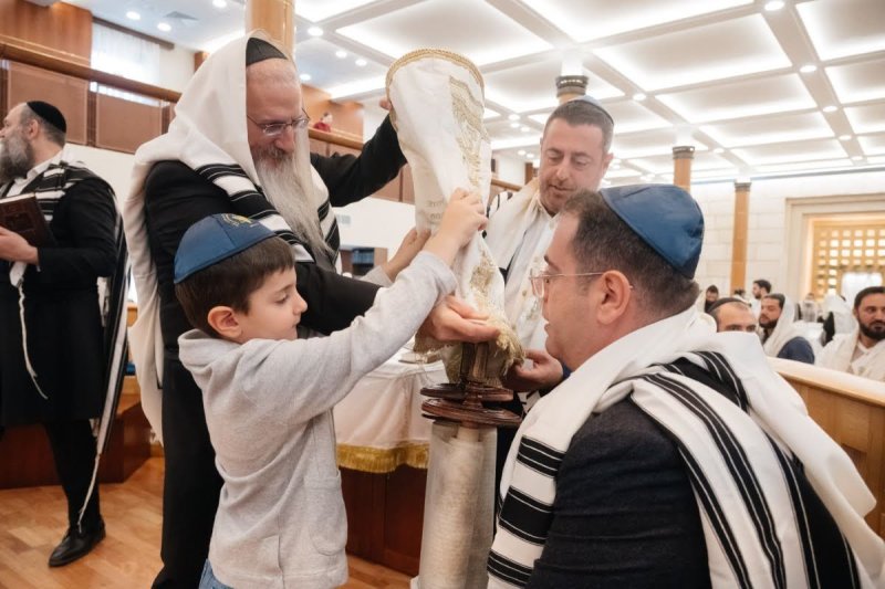לוי נאזרוב